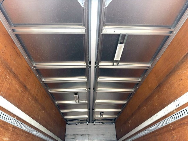 三菱ふそうファイターアルミウイング増トン（6t・8t）[写真13]