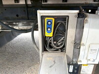 三菱ふそうファイターアルミウイング増トン（6t・8t）[写真18]