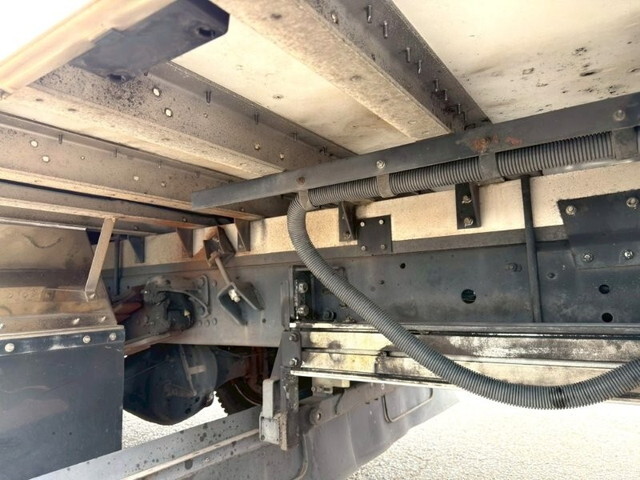 三菱ふそうファイターアルミウイング増トン（6t・8t）[写真18]