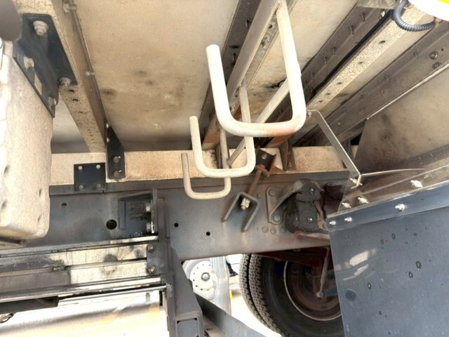 三菱ふそうファイターアルミウイング増トン（6t・8t）[写真19]