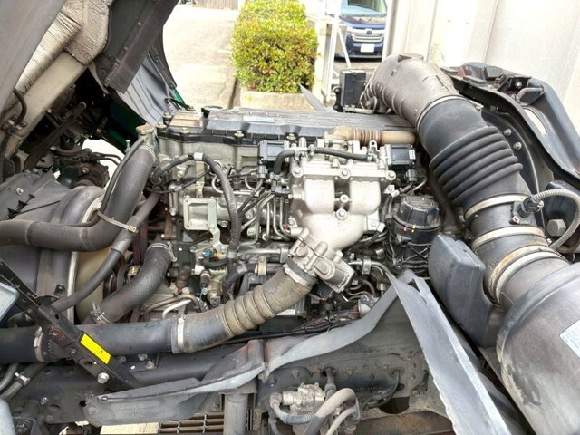 三菱ふそうファイターアルミウイング増トン（6t・8t）[写真28]