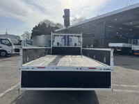 三菱ふそうキャンタークレーン3段小型（2t・3t）[写真14]