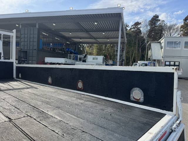 三菱ふそうキャンタークレーン3段小型（2t・3t）[写真16]