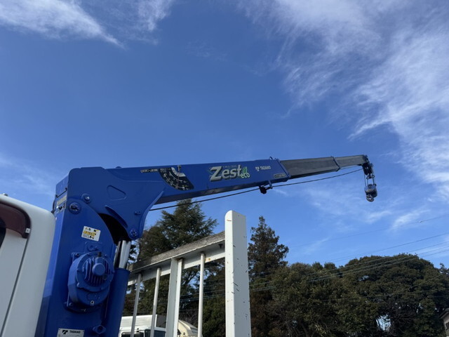 三菱ふそうキャンタークレーン3段小型（2t・3t）[写真21]