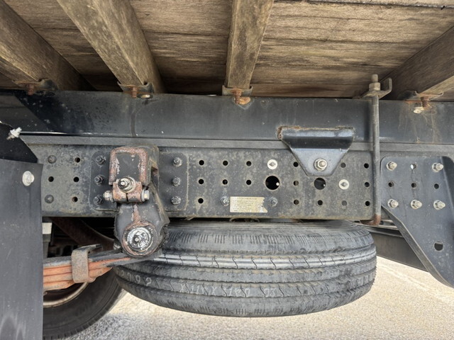 三菱ふそうキャンタークレーン3段小型（2t・3t）[写真27]