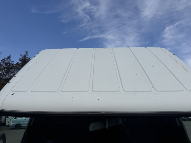 三菱ふそうキャンタークレーン3段小型（2t・3t）[写真32]