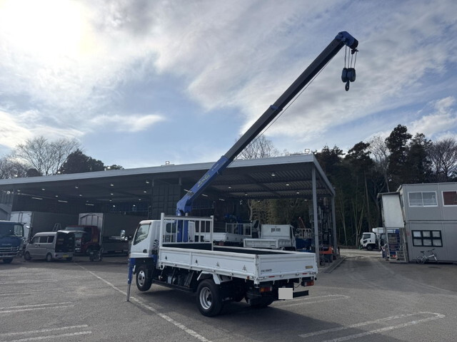 三菱ふそうキャンタークレーン3段小型（2t・3t）[写真04]