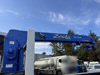 三菱ふそうキャンタークレーン3段小型（2t・3t）[写真10]