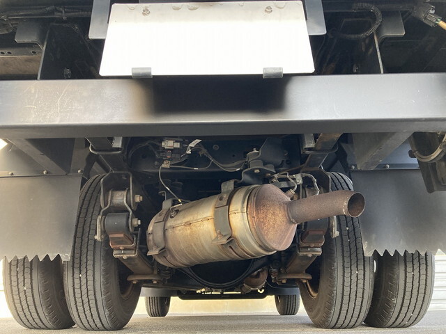 日産アトラスパネルバン小型（2t・3t）[写真12]