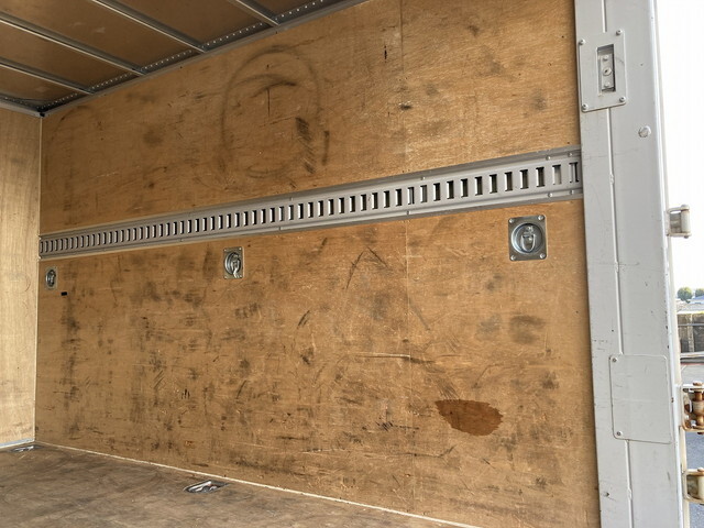 日産アトラスパネルバン小型（2t・3t）[写真23]