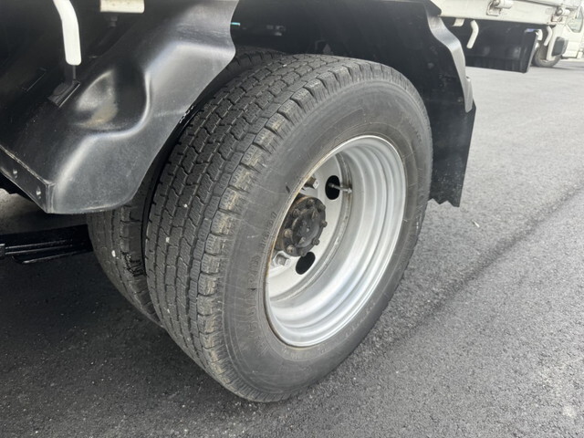 いすゞエルフ平ボディ小型（2t・3t）[写真21]