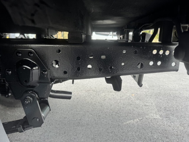 いすゞエルフ平ボディ小型（2t・3t）[写真22]