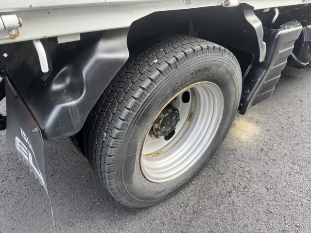 いすゞエルフ平ボディ小型（2t・3t）[写真25]