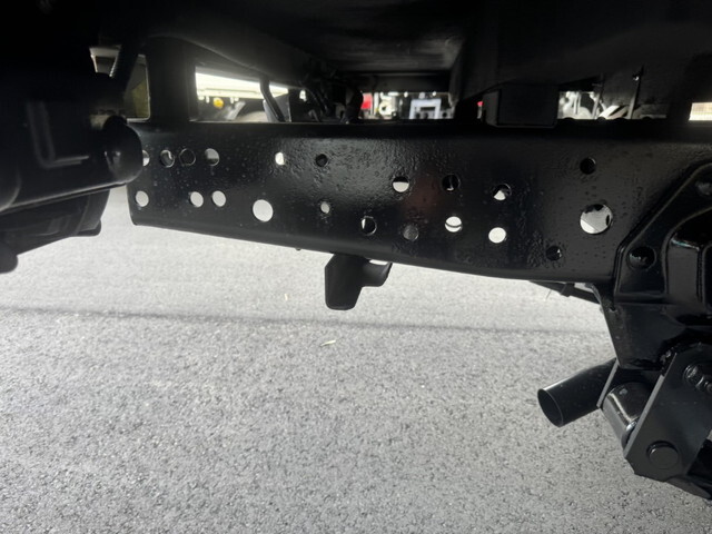 いすゞエルフ平ボディ小型（2t・3t）[写真26]