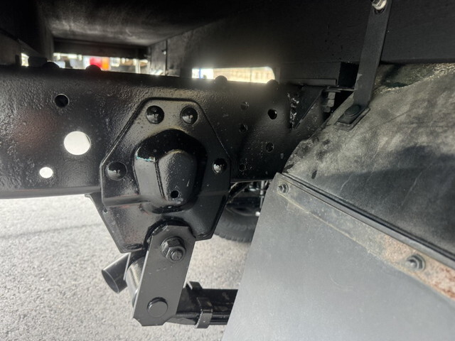 いすゞエルフ平ボディ小型（2t・3t）[写真27]