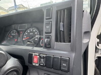 いすゞエルフ平ボディ小型（2t・3t）[写真34]