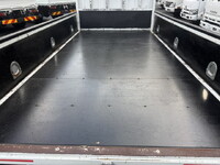 いすゞエルフ平ボディ小型（2t・3t）[写真09]