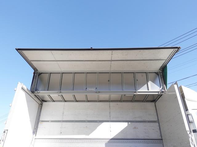 三菱ふそうファイターアルミウイング中型（4t）[写真11]