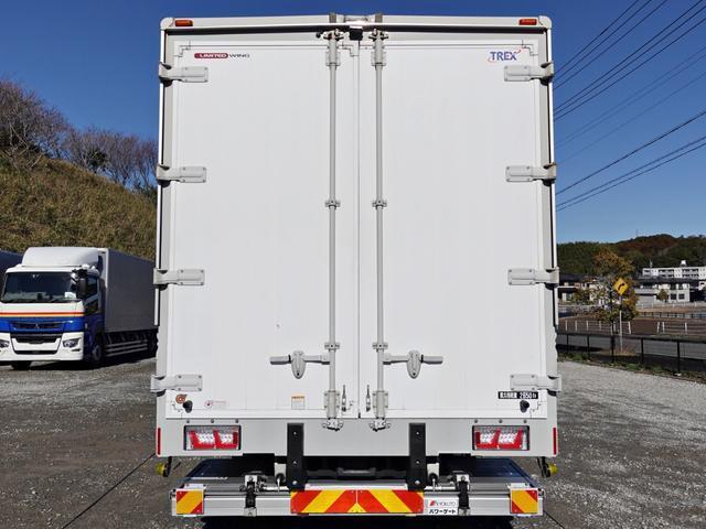 三菱ふそうファイターアルミウイング中型（4t）[写真02]