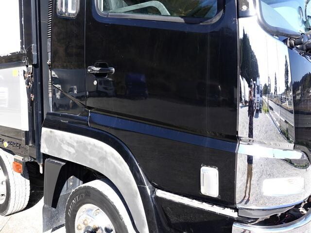 三菱ふそうスーパーグレート冷蔵冷凍ウイング大型（10t）[写真05]