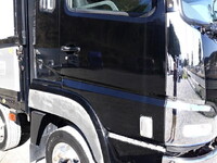 三菱ふそうスーパーグレート冷蔵冷凍ウイング大型（10t）[写真06]