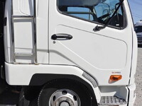 三菱ふそうファイター平ボディ中型（4t）[写真06]