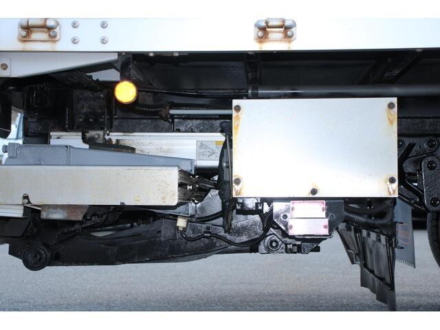 日野デュトロアルミウイング小型（2t・3t）[写真29]