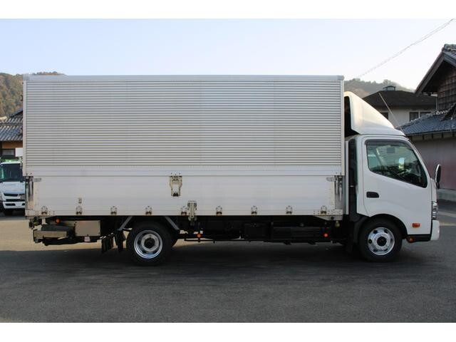 日野デュトロアルミウイング小型（2t・3t）[写真06]