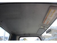 三菱ふそうキャンター平ボディ小型（2t・3t）[写真38]