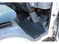 三菱ふそうキャンター平ボディ小型（2t・3t）[写真39]