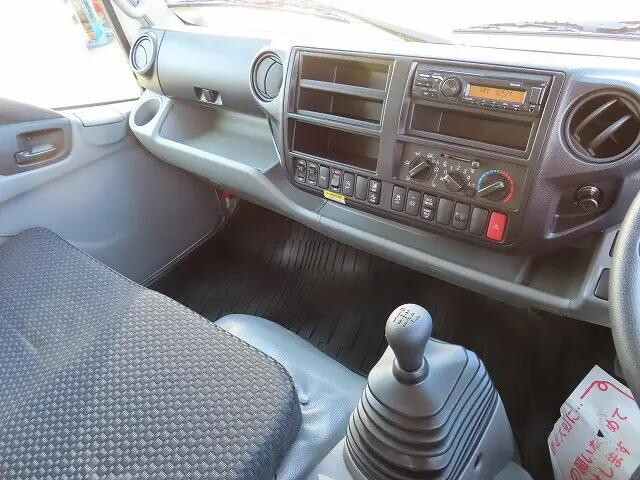 日野デュトロアルミウイング小型（2t・3t）[写真13]