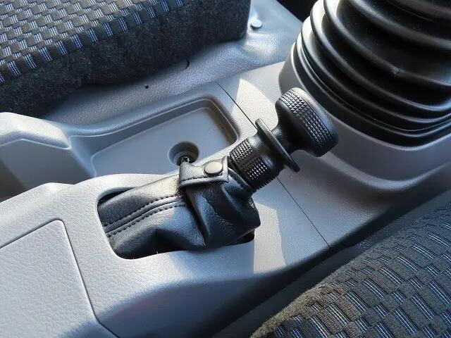 日野デュトロアルミウイング小型（2t・3t）[写真17]