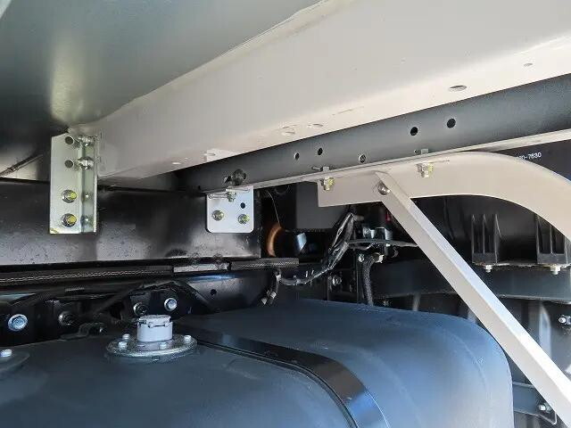 日野デュトロアルミウイング小型（2t・3t）[写真37]