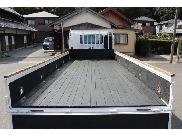 日野レンジャー平ボディ中型（4t）[写真15]