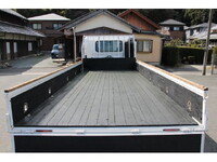 日野レンジャー平ボディ中型（4t）[写真16]