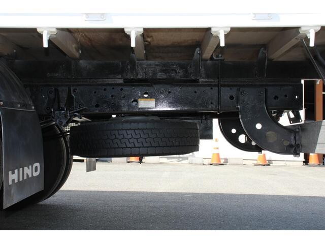 日野レンジャー平ボディ中型（4t）[写真17]