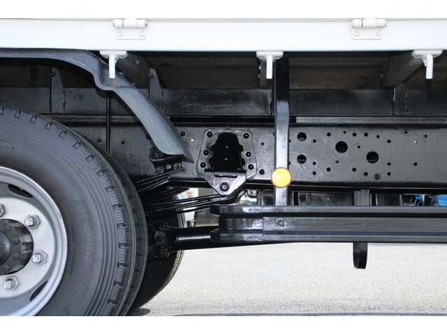 日野レンジャー平ボディ中型（4t）[写真22]