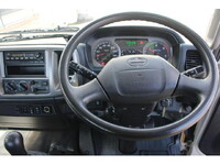 日野レンジャー平ボディ中型（4t）[写真28]