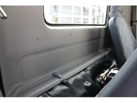 日野レンジャー平ボディ中型（4t）[写真40]