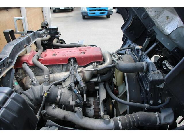 日野レンジャー平ボディ中型（4t）[写真08]