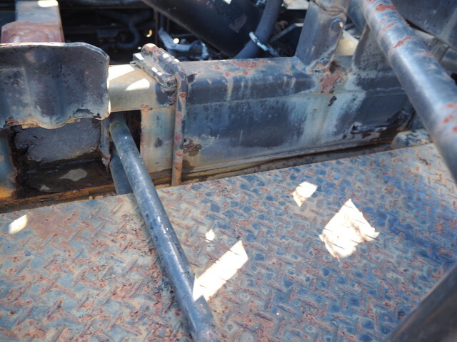 いすゞフォワードコンテナ専用車中型（4t）[写真15]