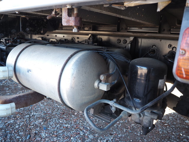 三菱ふそうスーパーグレートアルミブロック大型（10t）[写真11]