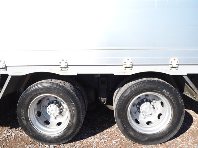 三菱ふそうスーパーグレートアルミブロック大型（10t）[写真17]