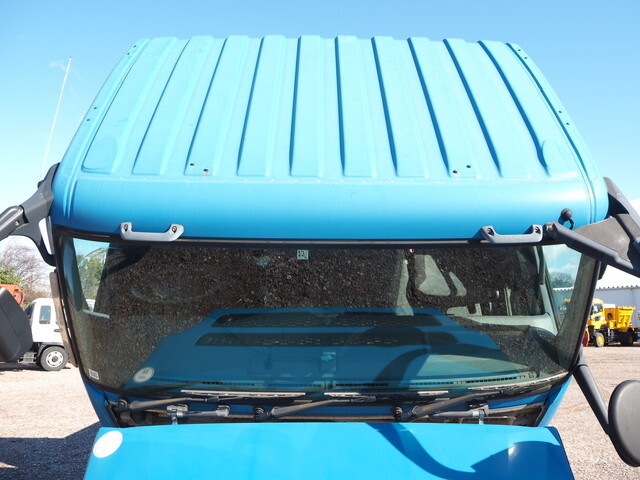 三菱ふそうスーパーグレートアルミブロック大型（10t）[写真07]