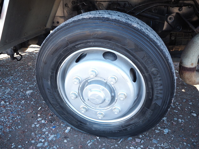 三菱ふそうスーパーグレートアルミブロック大型（10t）[写真09]