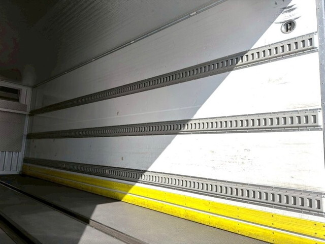 日野レンジャー冷凍車（冷蔵車）中型（4t）[写真10]