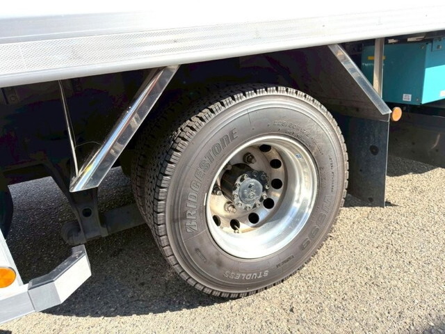 日野レンジャー冷凍車（冷蔵車）中型（4t）[写真20]