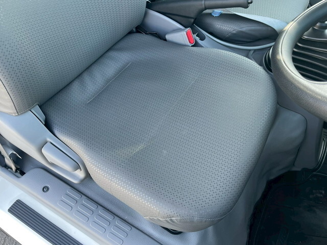 日野デュトロコンテナ専用車小型（2t・3t）[写真28]