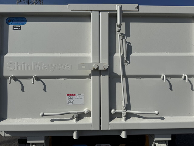 日野デュトロコンテナ専用車小型（2t・3t）[写真09]