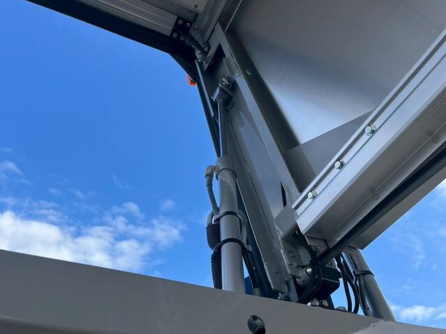 日野デュトロアルミウイング小型（2t・3t）[写真16]